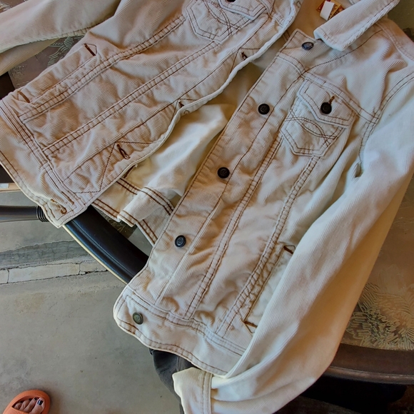 Jacket - Picture 3 of 3